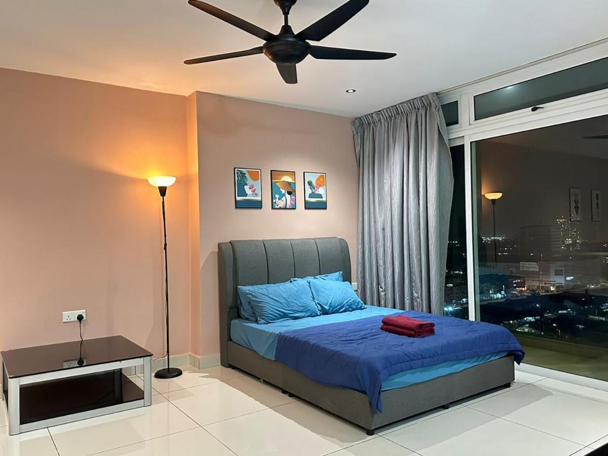 Ksl 2bedroom With Wifi Netflix 58 Inch Tv High Floor Balcony Apartment Johor Bahru