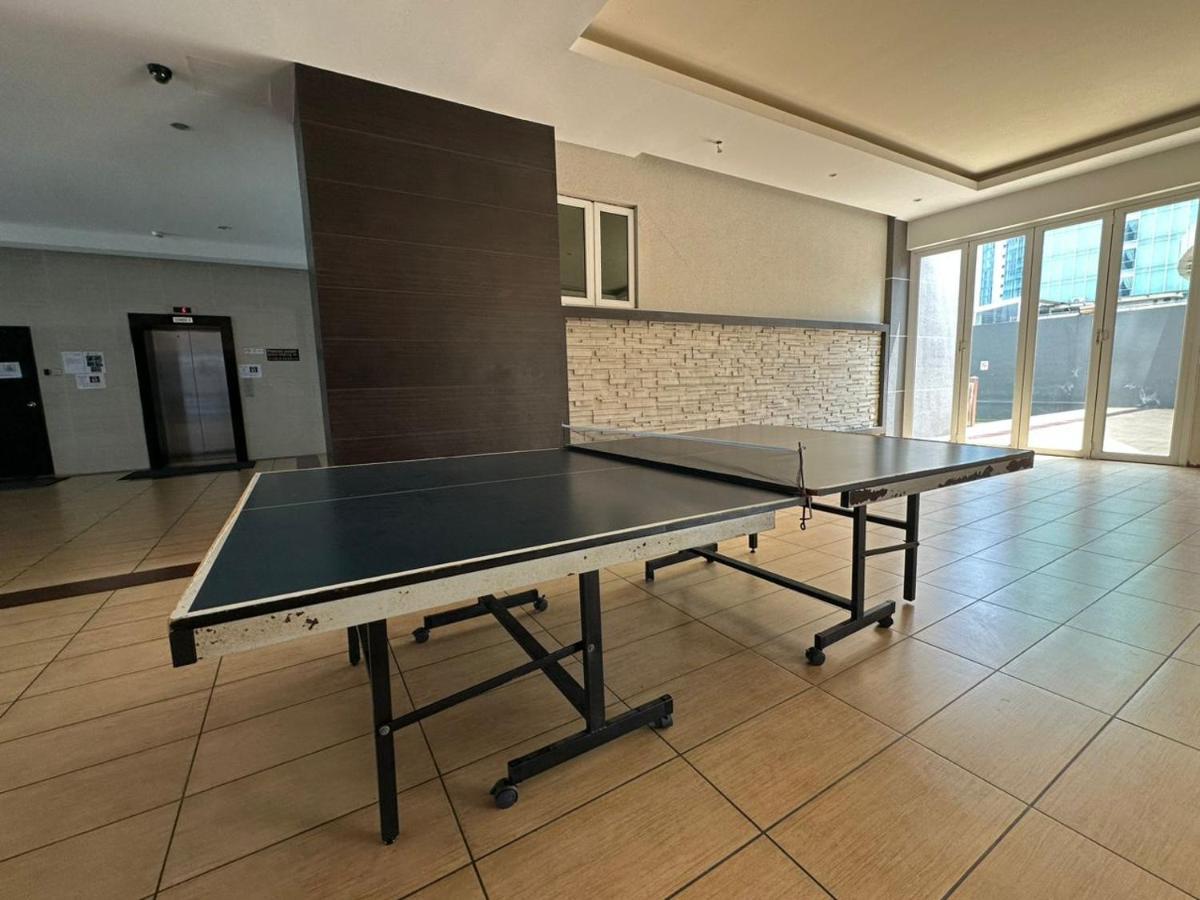 Ksl 2bedroom With Wifi Netflix 58 Inch Tv High Floor Balcony Apartment Johor Bahru